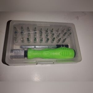 Green Multi-Bit Screwdriver Set